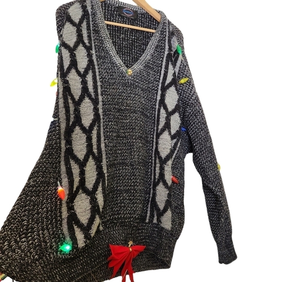 Jantzen sweater company black gray knitted WORKING light up Christmas sweater - Picture 2 of 10